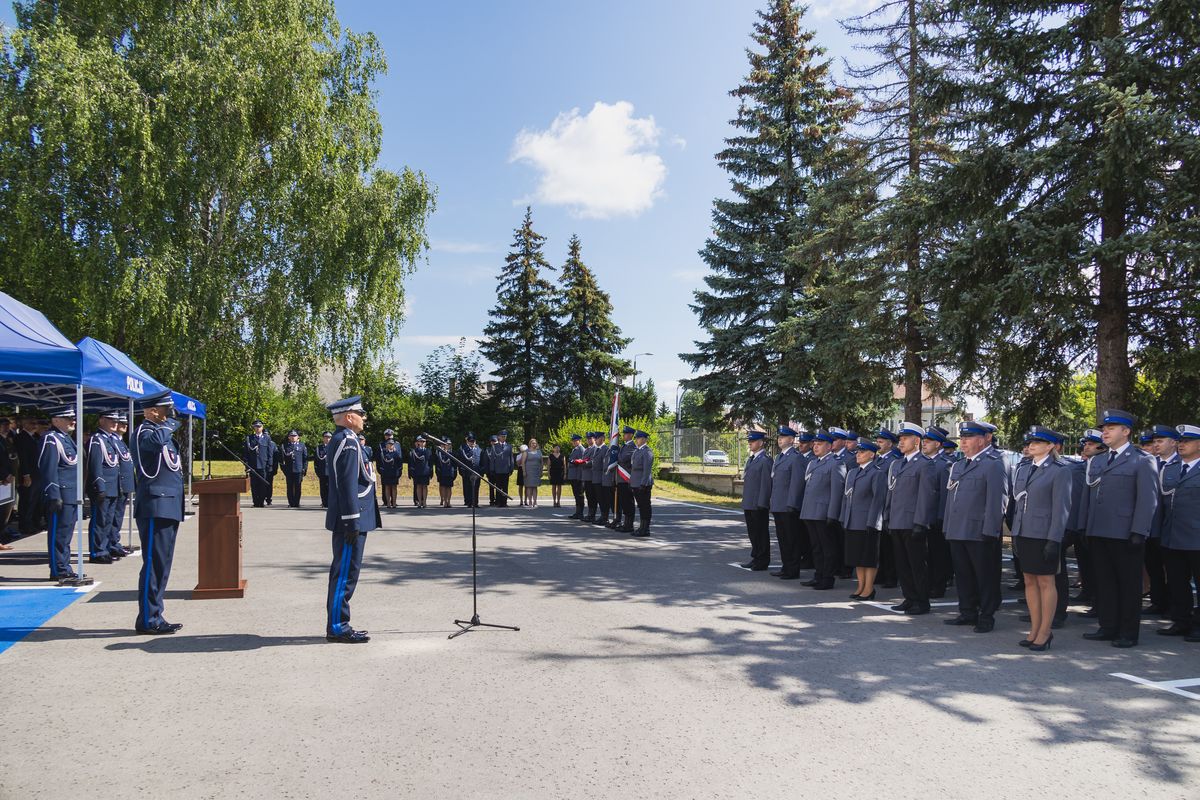 Komendanta Wojewódzki Policji w Lublinie wita sie z policjantami