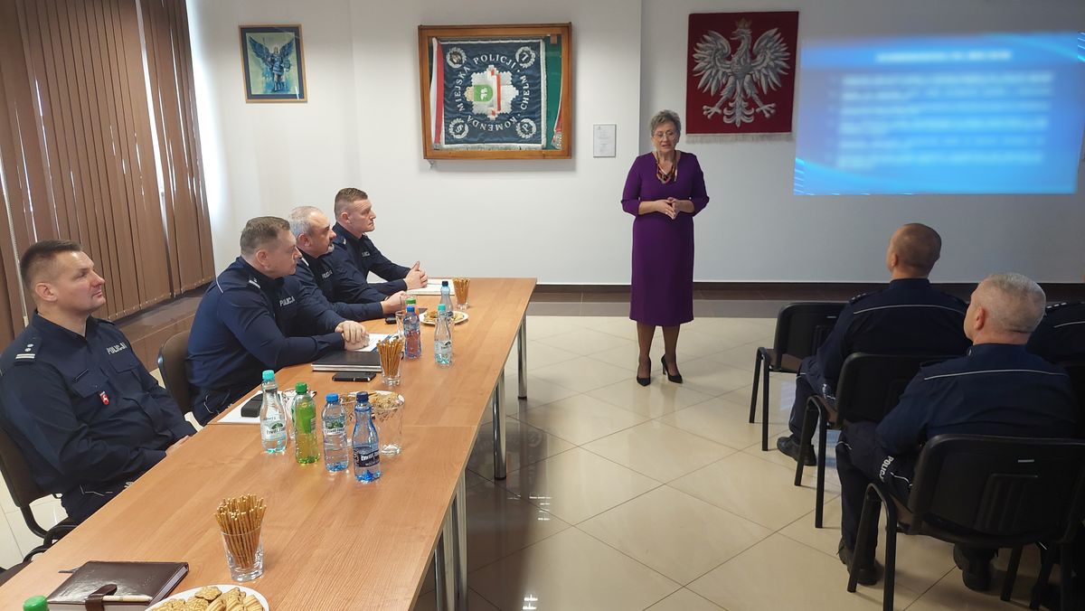 Wystąpienie Zastępvy Prezydenta Miasta Chełm Pani Doroty Cieślik podczas odprawy.