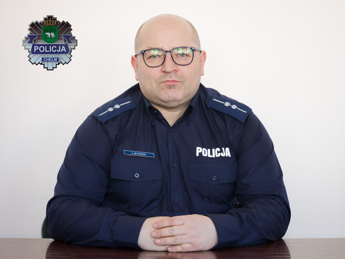 Wizerunek dzielnicowego Rejonu numer 4 aspirant Adam Młynarski