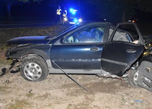 rozbity po wypadku samochód