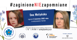Grafika przedstawia dwa zdjęcia Ewy: jedno z dnia, kiedy zaginęła – dziewczynki z delikatnym uśmiechem. Drugie – to progresja wiekowa, pokazująca jak mogłaby wyglądać dziś, jako dorosła kobieta.